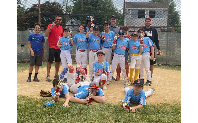 Majors 2023 Champs - Collective Finish Painting